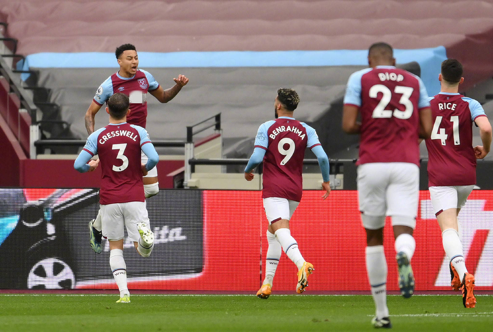 跑位和灵活 跑位和灵活